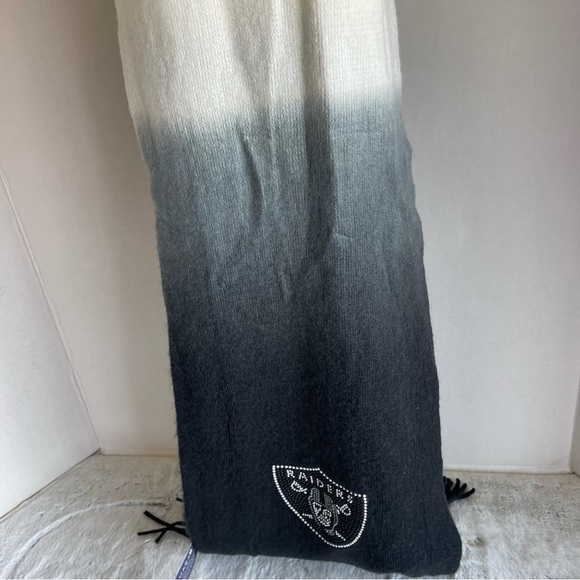 Raiders Dip Dye Scarf . - Picture 4 of 8